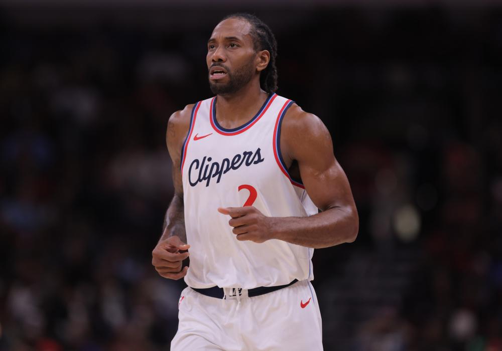 凭借自己独 凭借自己独